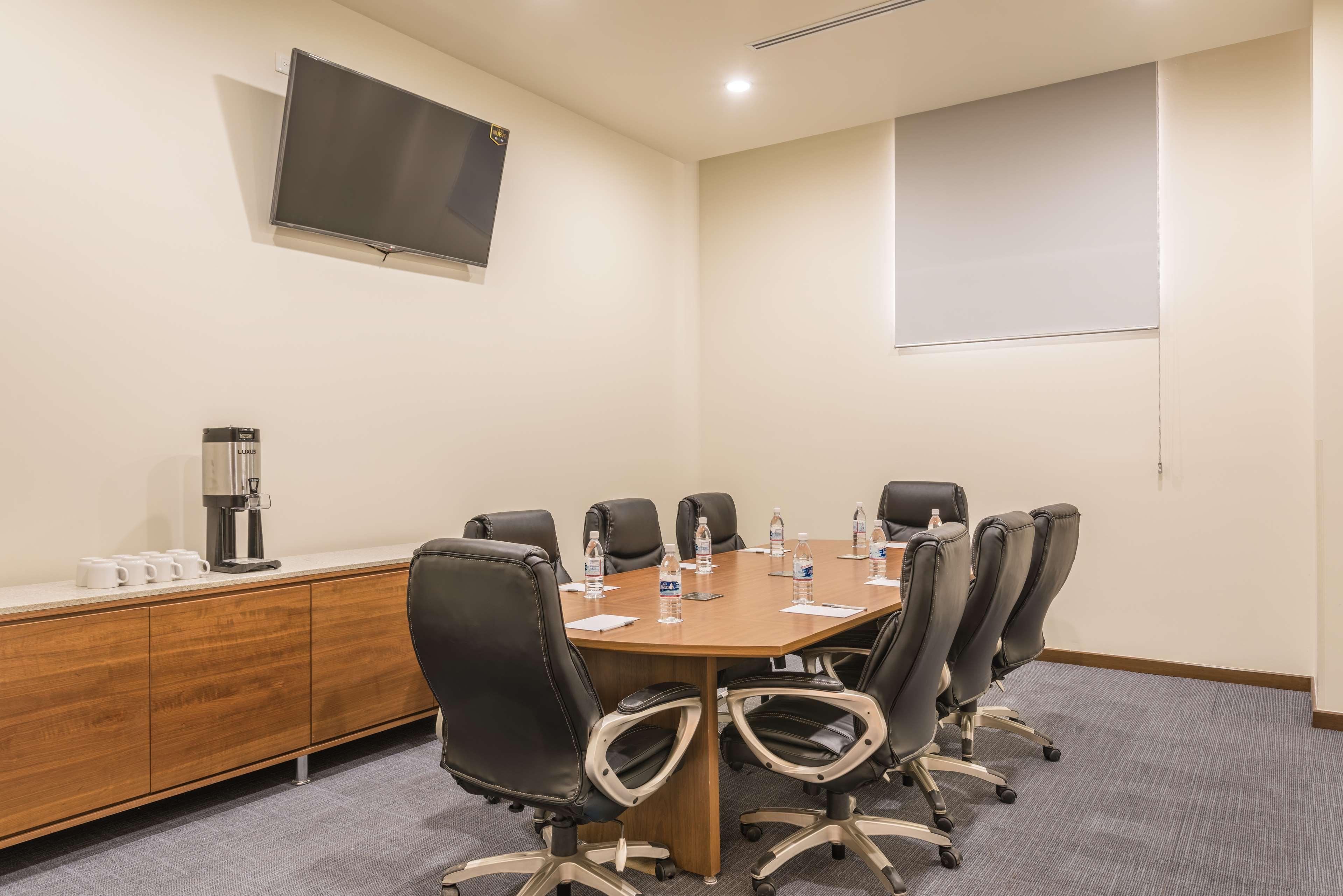 Hampton Inn & Suites By Hilton Salamanca Bajio Kültér fotó