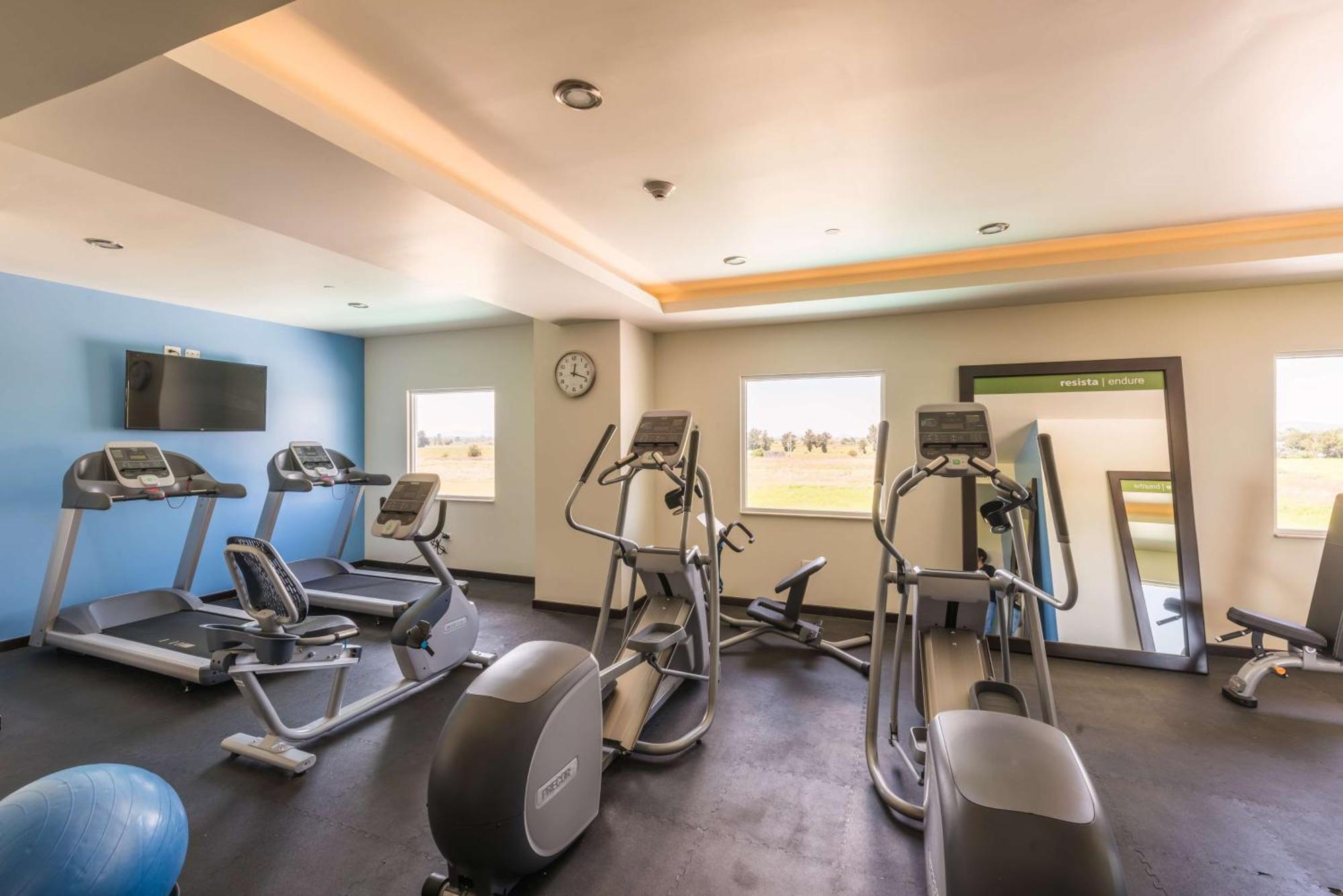 Hampton Inn & Suites By Hilton Salamanca Bajio Kültér fotó