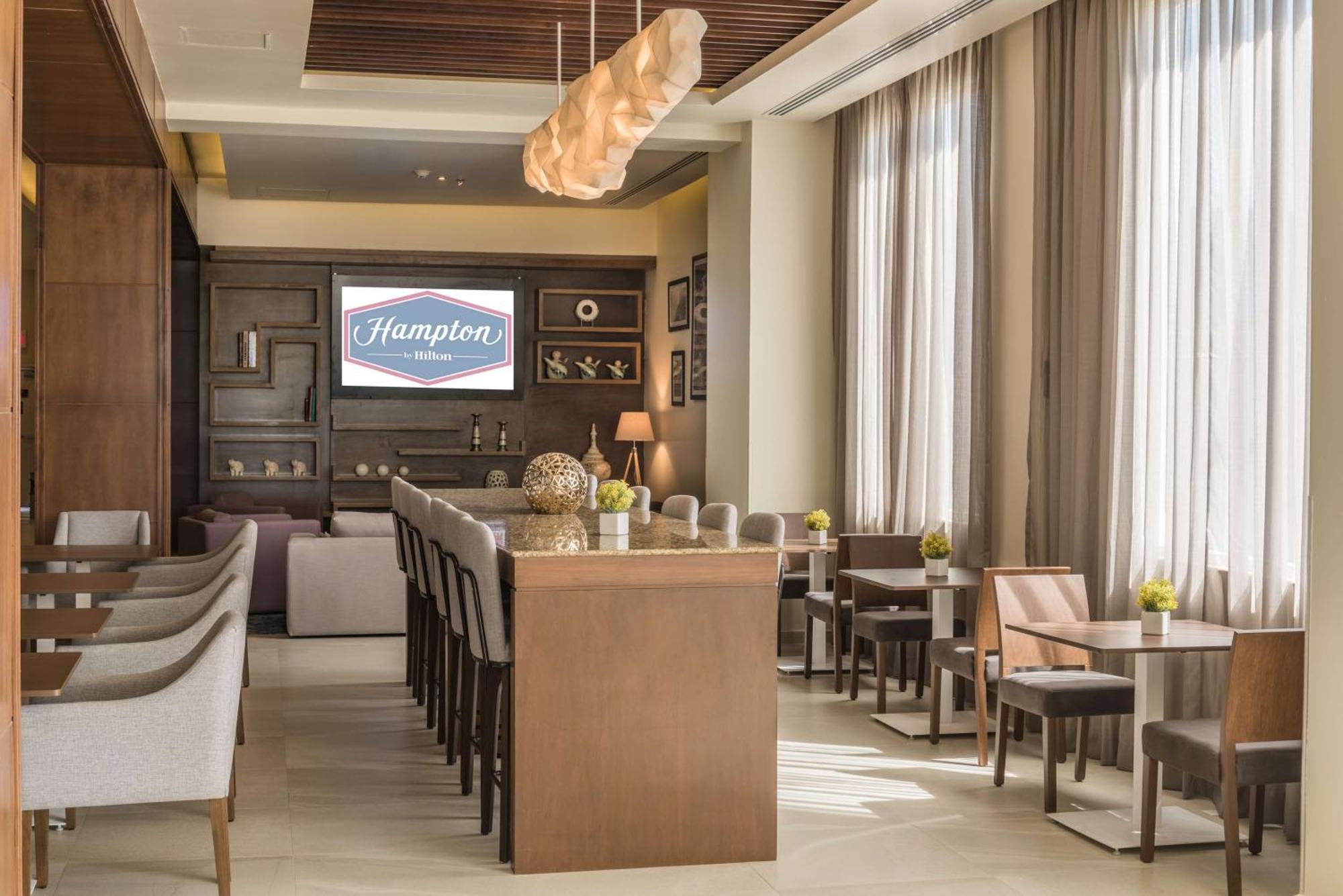 Hampton Inn & Suites By Hilton Salamanca Bajio Kültér fotó